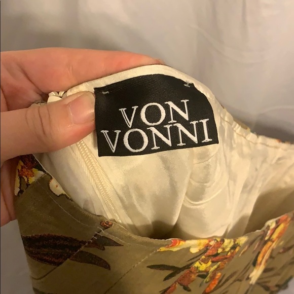 Von Vonni vintage skirt - Picture 3 of 3